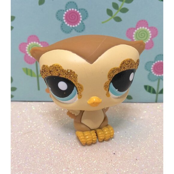 Authentic Littlest Pet Shop # 2231 Tan Yellow Gold Glitter Sparkle Owl w Bow - Picture 2 of 3